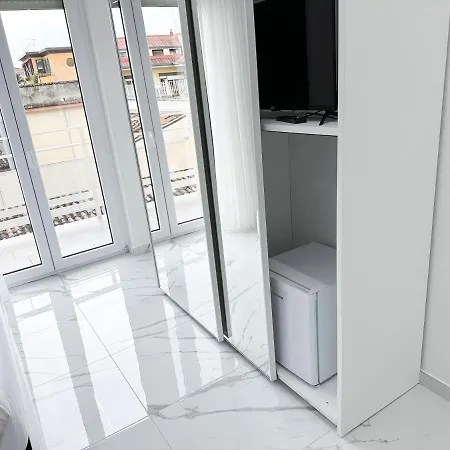 Bed and breakfast White Elegance Luxury 4*