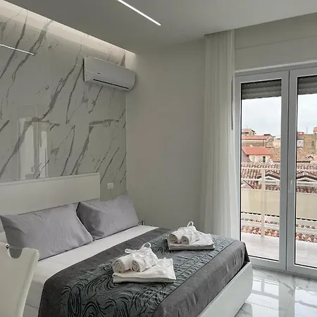 White Elegance Luxury 4* Caserte