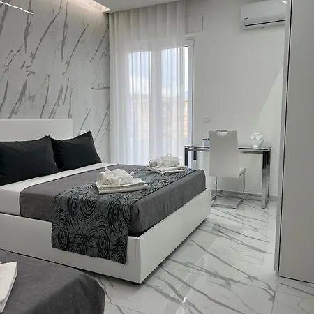 Alojamento de Acomodação e Pequeno-almoço White Elegance Luxury