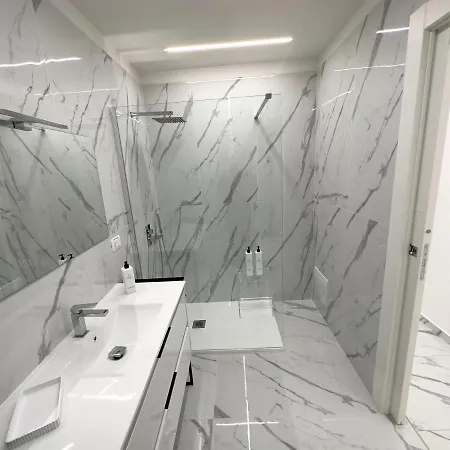 White Elegance Luxury 4*