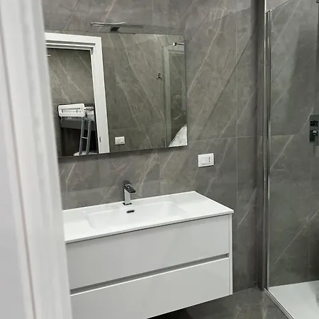 White Elegance Luxury Bed & Breakfast 4*